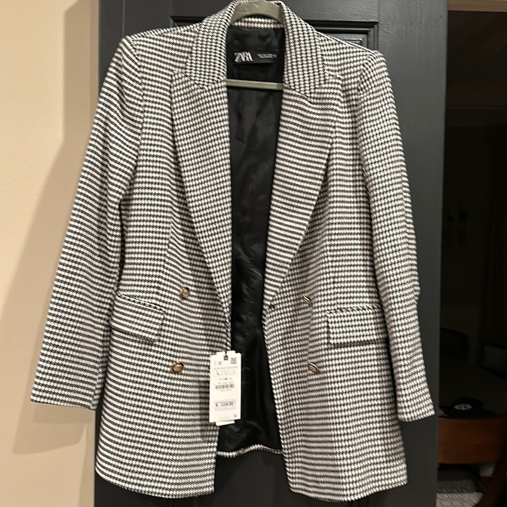 Zara herringbone blazer L black and white with gold buttons NWT
